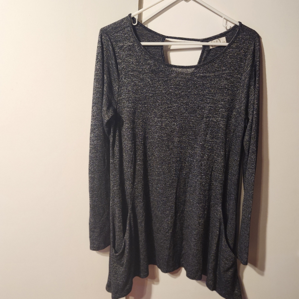 Chic Black Long Sleeve Tunic Top W/Pockets